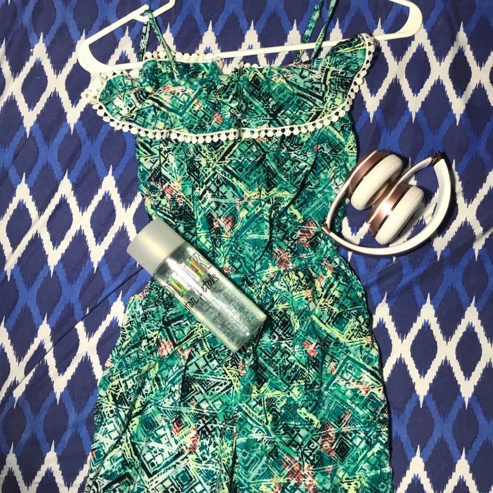 Kids Romper/jumper with patterns and a design top!
